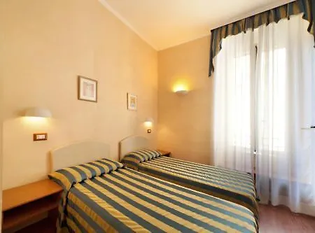 فندق مبيت وإفطار Ottaviano Vatican Luxury 3*